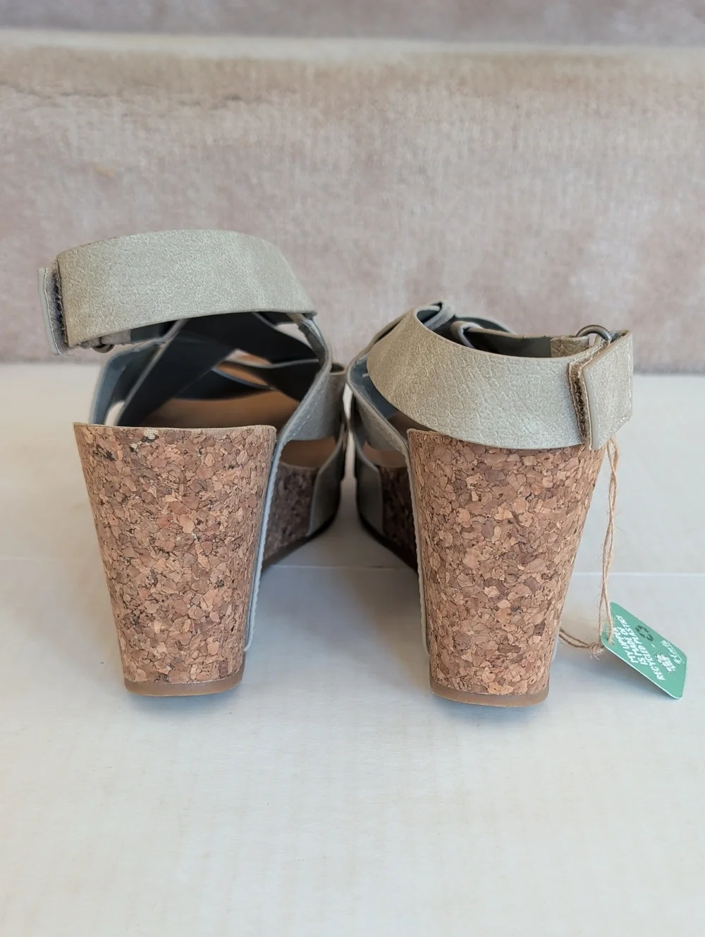 Blowfish Malibu 4Earth Hot Sun Strappy Wedge Sandals 11 Taupe Grey - DEFECT